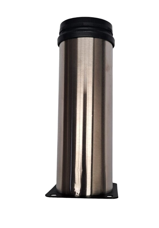 Adjustable leg