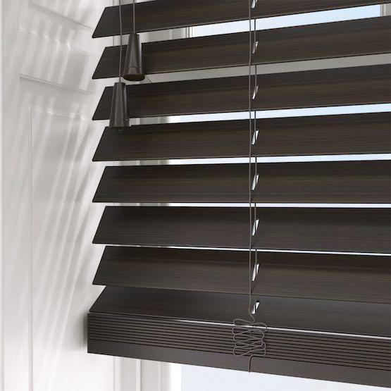 Fauxwood blind brown 50MM 60*100 Fauxwood blind brown 50MM 60*100