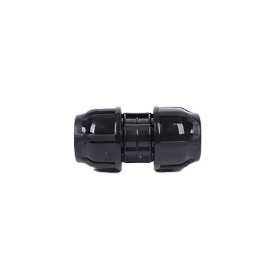 Coupler straight