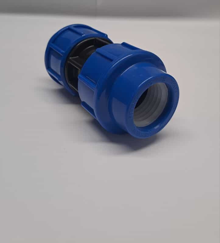 Compression coupler stright