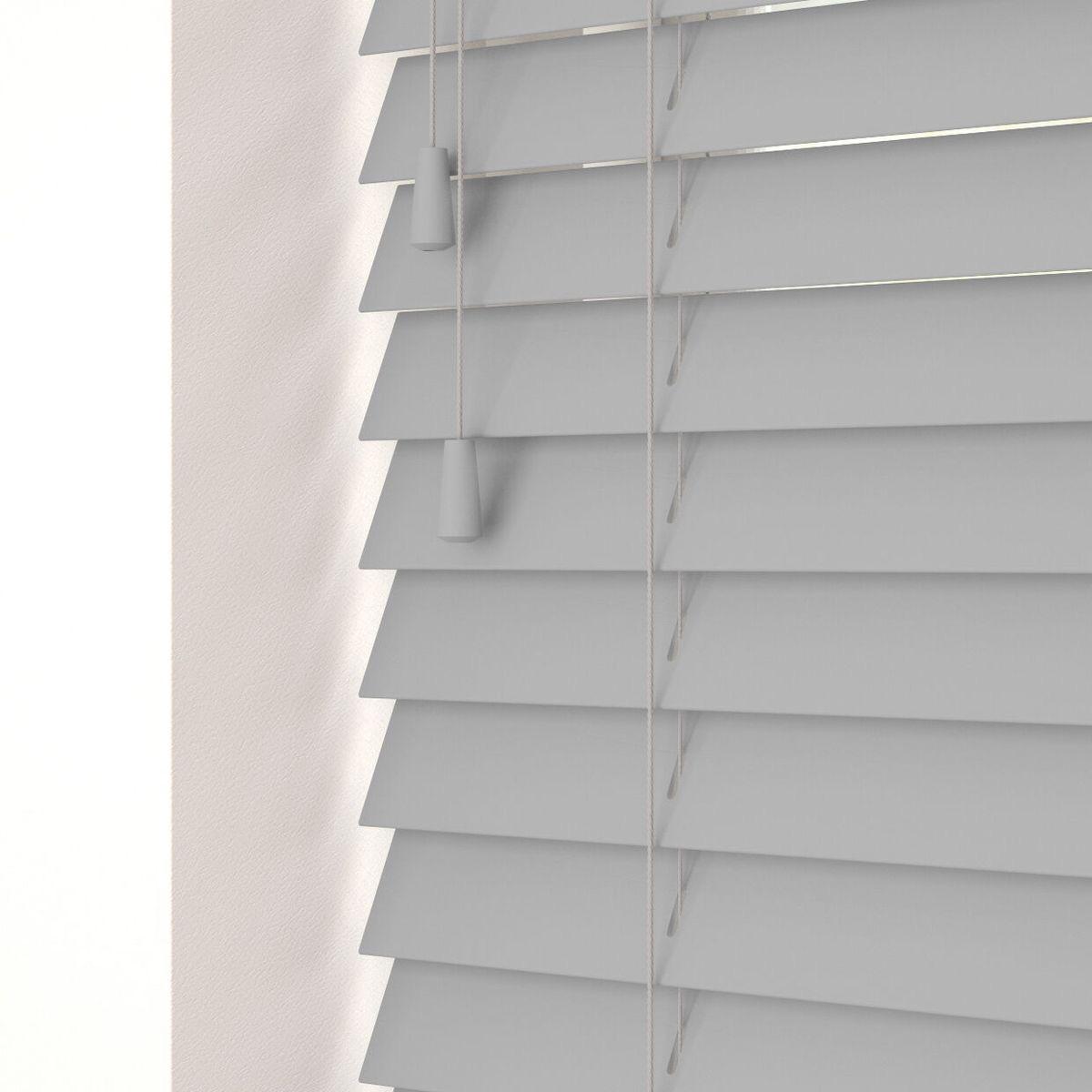 Fauxwood blinds light grey 50MM 100*100 Fauxwood blinds light grey 50MM 100*100