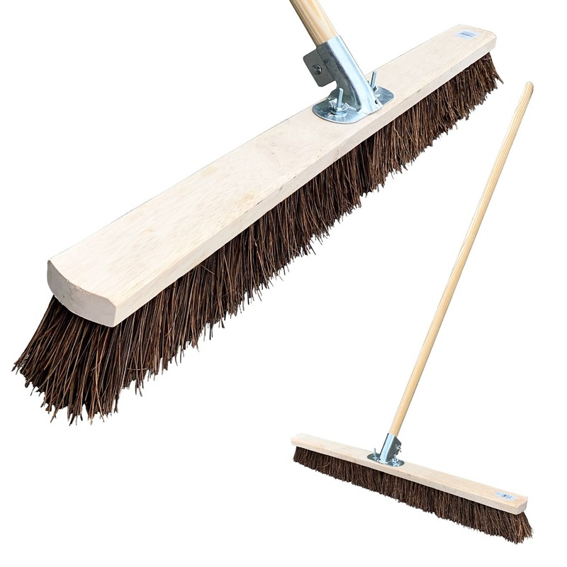 Yard sweeper