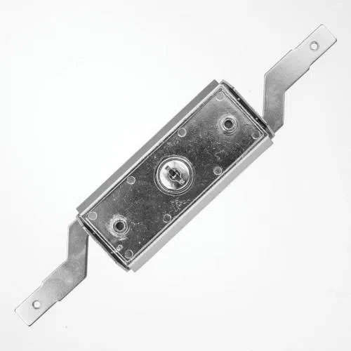 R02 Garage lock